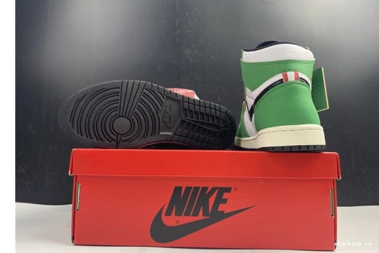 DB4612-300 - DB4612-300 Green Jordan Retro Lucky High Air 1 0808